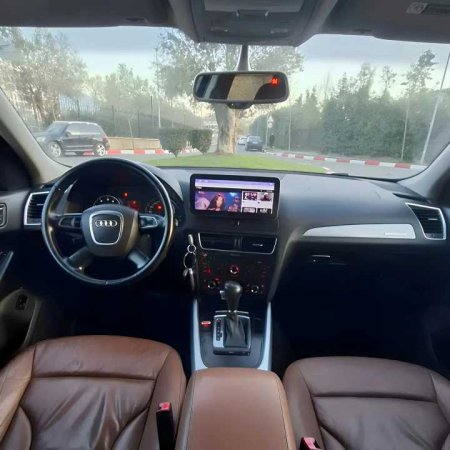 Tirane, shes SUV | Fuoristrad | Xhip Audi Q5 Benzin, e zeze automatik Kondicioner 220.000 km 7.400 €