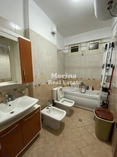 Tirane, jepet me qera apartament 2+1 Kati 6, 92 m² 400 € (Fresku)