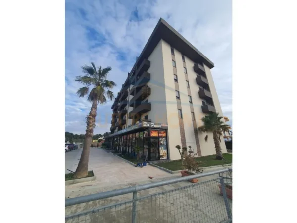 Durres, shitet apartament 1+1+Ballkon Kati 5, 68 m² 95.000 € (Mali i Robit, Golem)