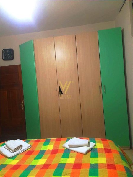 Tirane, shtepi 3+1+Ballkon Kati 0, 100 m² (BULEVARDI ZOGU I PARE)