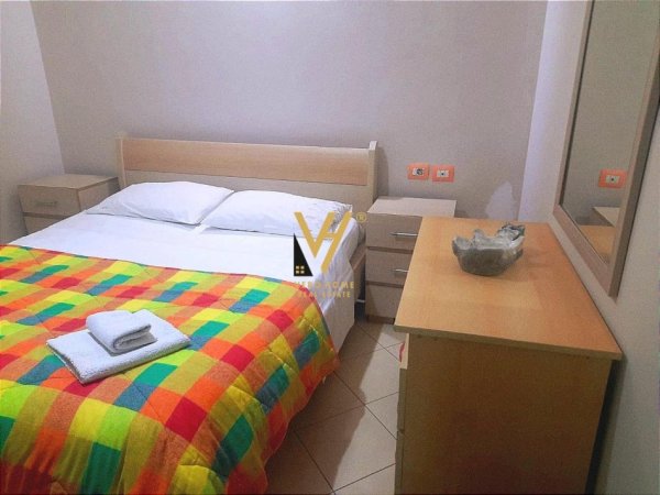 Tirane, shtepi 3+1+Ballkon Kati 0, 100 m² (BULEVARDI ZOGU I PARE)