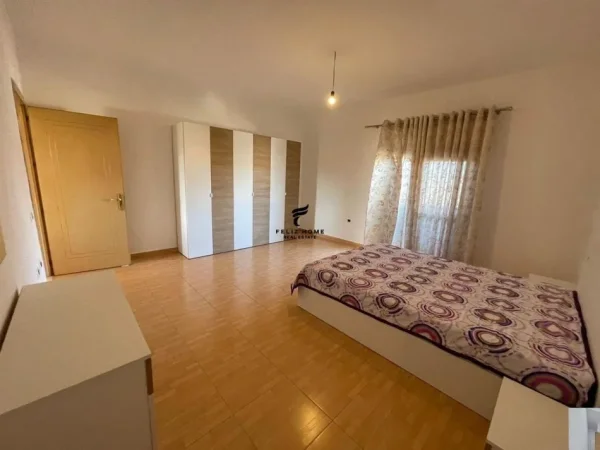 Tirane, jepet me qera apartament 2+1+Ballkon Kati 4, 100 m² 600 € (DON BOSKO)