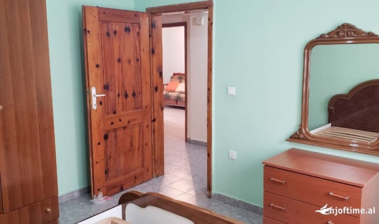Tirane, jepet me qera apartament 2+1 Kati 3, 86 m² 400 € ( Jepet me Qera Super Apartamenti 2+1 ne Ali Dem.&lt; Rruga Ali Demi, Perballe Shkolles Kushtrimi Lirise.)