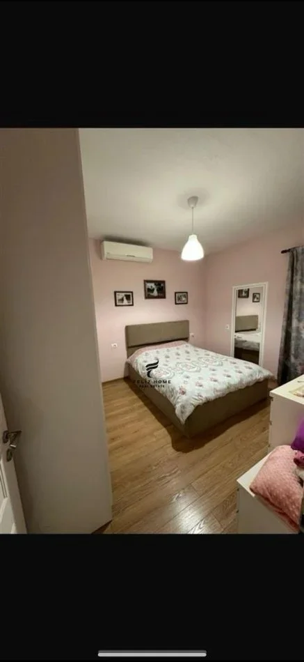 Tirane, jepet me qera shtepi 2+1+Ballkon Kati 1, 130 m² 700 € (KAMEZ)