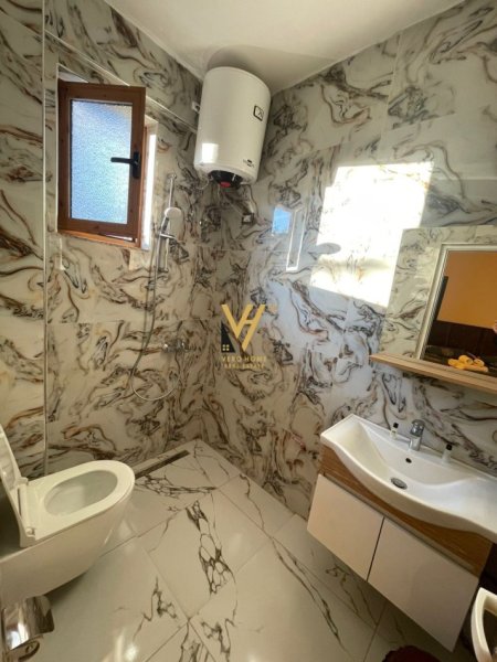 Tirane, jepet me qera apartament 3 Katshe Kati 0, 370 m² 3.500 € (DON BOSKO)