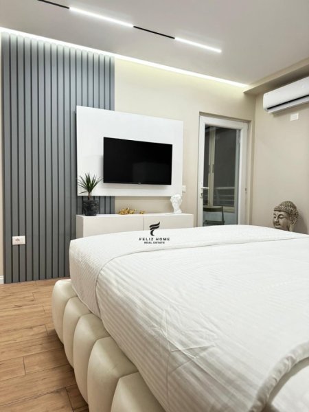 Tirane, jepet me qera garsonier 1+1 Kati 7, 40 m² 600 € (ASTIR)