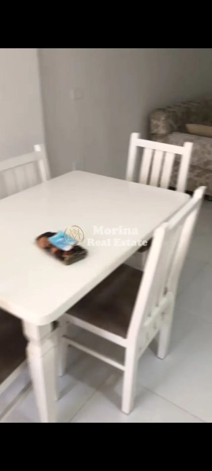 Tirane, jepet me qera apartament 1+1 Kati 0, 60 m² 300 € (Porcelan-Xhamia Xhura)