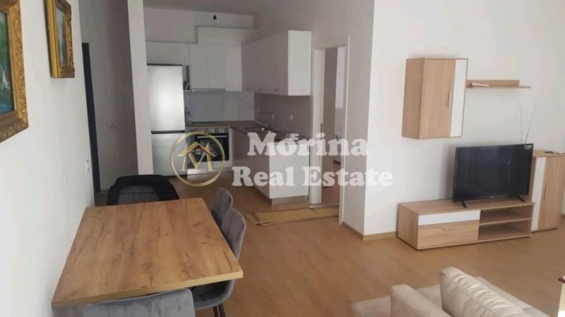 Tirane, jepet me qera apartament 2+1 Kati 1, 100 m² 600 € (Rruga Dibres)
