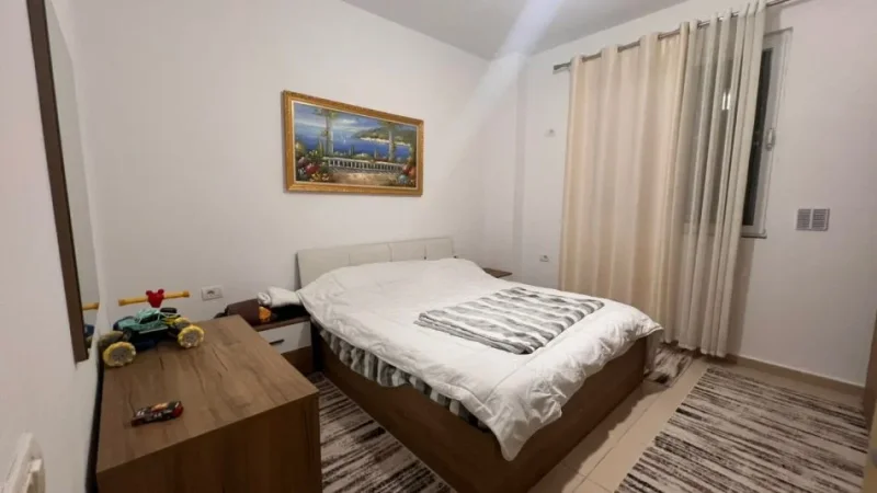 Tirane, jepet me qera apartament 1+1 Kati 0, 75 m² 500 € 