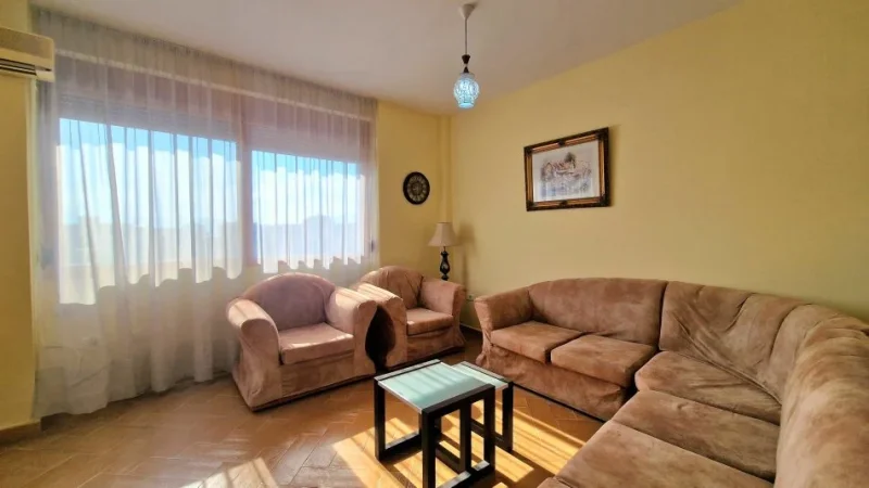 Vlore, shitet 1+1 Kati 8, 57 m² 68.000 € (tek Shkolla Mjekesore)