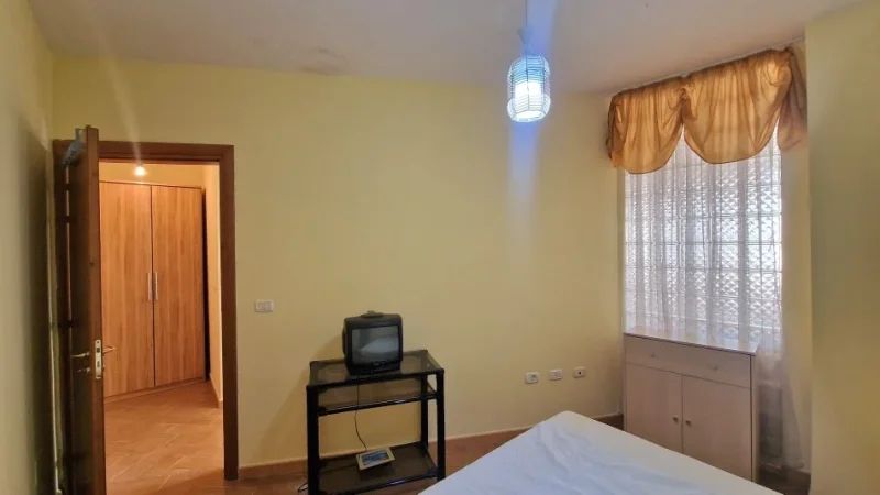 Vlore, shitet 1+1 Kati 8, 57 m² 68.000 € (tek Shkolla Mjekesore)
