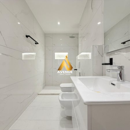 Tirane, jepet me qera apartament 2+1+Ballkon Kati 6, 190 m² 1700 € (rruga e elbasanit)
