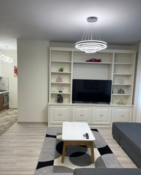 Tirane, jepet me qera apartament 1+1 Kati 8, 70 m² 900 € (Rruga e Kosovareve)