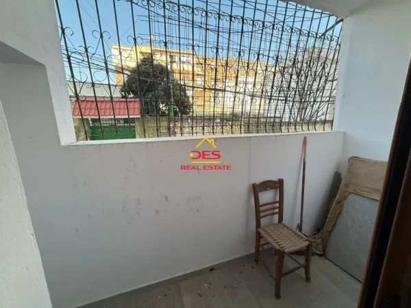 Vlore, shitet apartament 2+1+Ballkon Kati 0, 50 m² 75.000 € (Rruga Misto Mele)