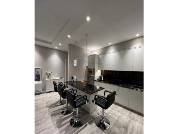 APARTAMENT 3+1 PER SHITJE TEK ISH PROFARMA
