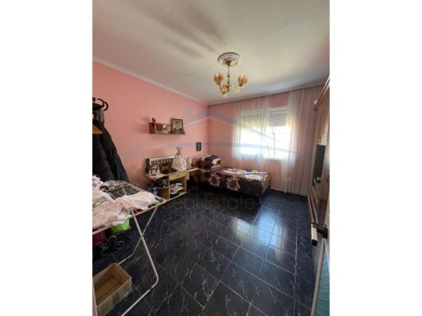SHITET APARTAMENT 2+1 TEK ISH PARKU