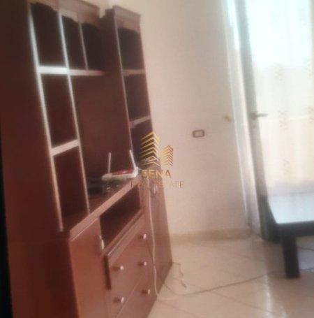 Tirane, jepet me qera apartament 2+1+Ballkon Kati 6, 130 m² 400 € (Rruga Muhamet Deliu)