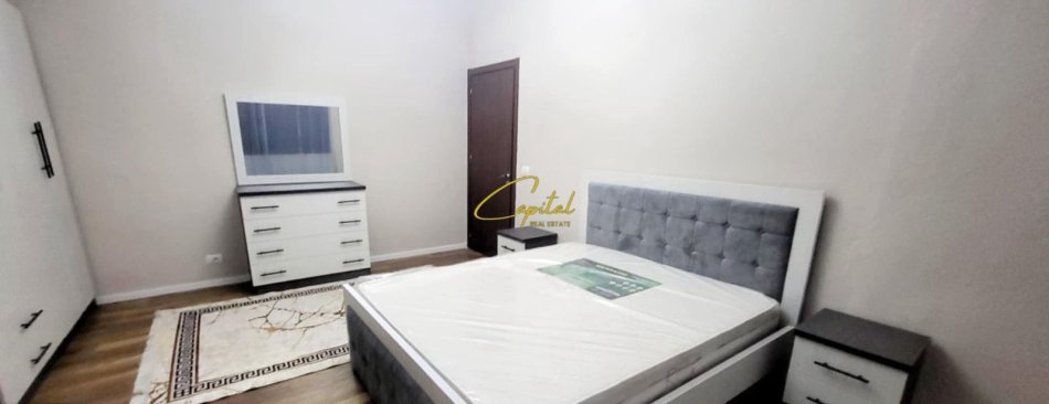 Tirane, jepet me qera apartament 2+1 Kati 4, 105 m² 700 € (MYSLYM SHYRI)