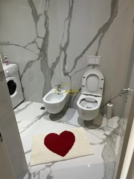 Tirane, jepet me qera apartament 1+1 Kati 4, 74 m² 750 € (HARRY FULTZ)