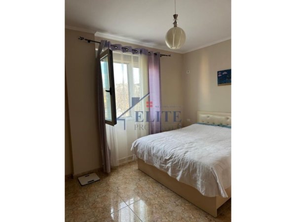 Tirane, jepet me qera apartament 2+1 Kati 2, 95 m² 610 € (Liqeni i Thate)