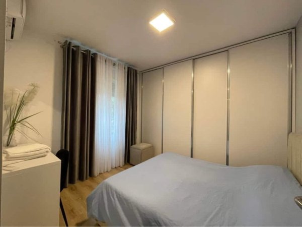 Tirane, jepet me qera apartament 1+1 Kati 1, 60 m² 550 € (5 MAJI)
