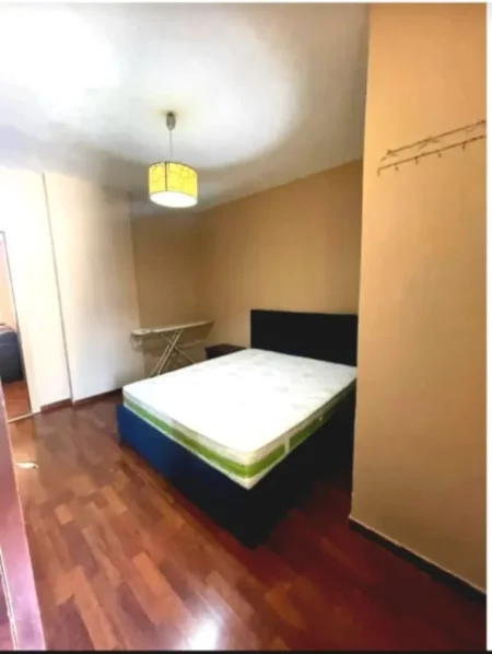 SHITET APARTAMENT  1+1 Rruga Elbasanit 155.000 €