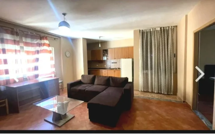 SHITET APARTAMENT  1+1 Rruga Elbasanit 155.000 €