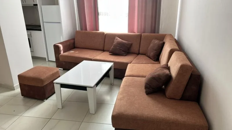 Tirane, shitet apartament 2+1 Kati 3,