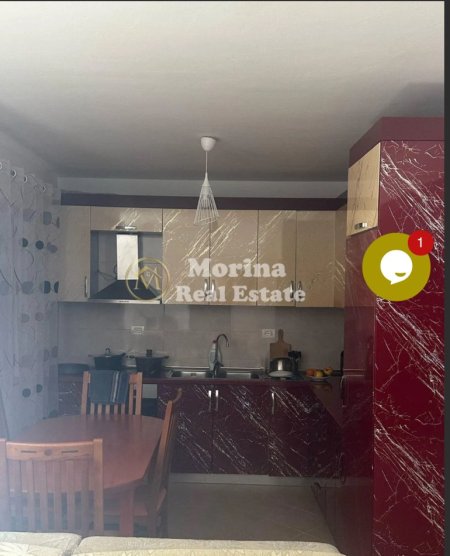 Tirane, jepet me qera apartament 2+1+Ballkon Kati 4, 92 m² 450 € (Kompleksi Malajzian)