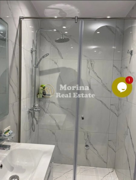 Tirane, jepet me qera apartament 1+1 Kati 8, 70 m² 900€ (Liqeni Artificial)