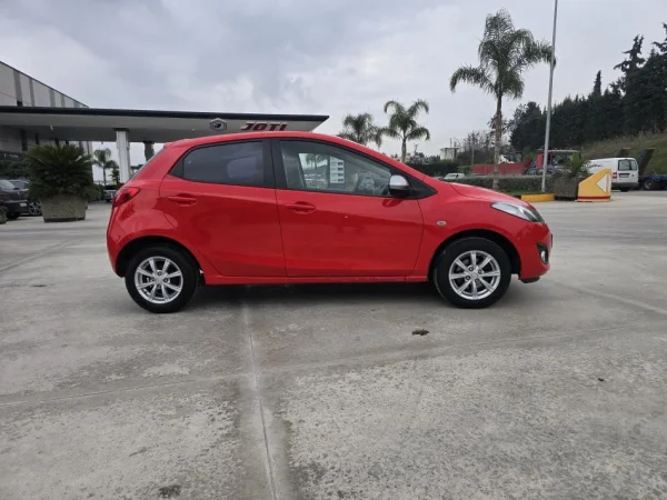 Mazda 2 1.4 Automat Klima 142.000 km 4500