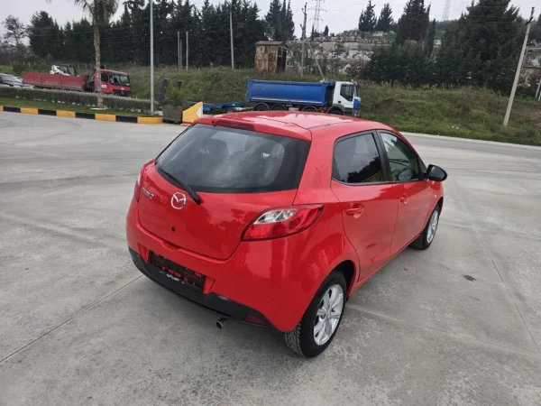 Mazda 2 1.4 Automat Klima 142.000 km 4500