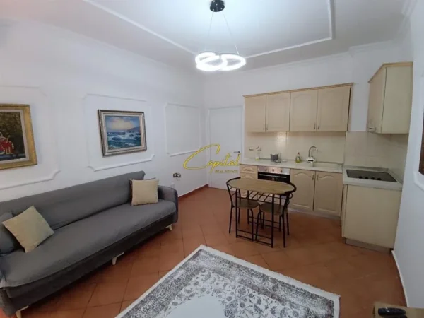 Tirane, jepet me qera apartament 1+1 Kati 2, 50 m² 500 € (LIQENI I THATE)