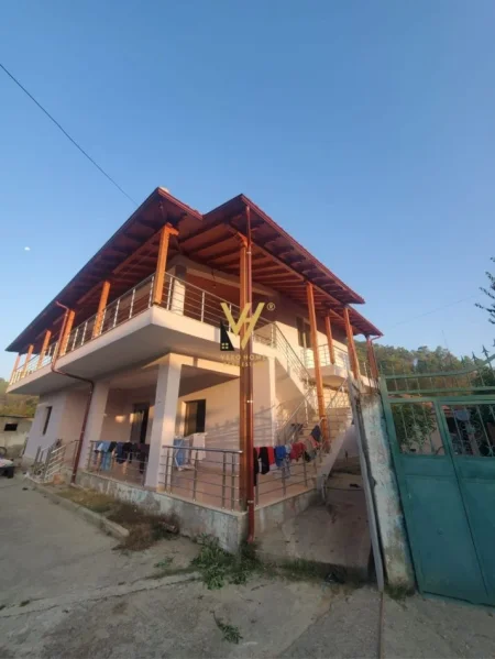 Tirane, shitet Vile 2 Katshe Kati 0, 312 m² 235.000 € (PEZE E MADHE)