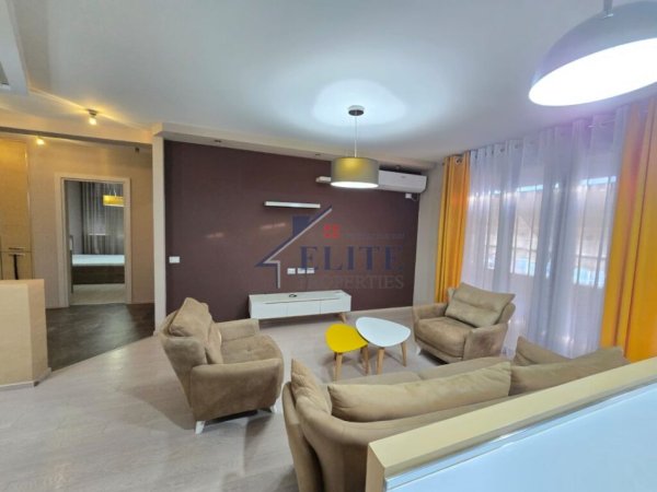 Tirane, jepet me qera apartament 2+1+Ballkon Kati 3, 135 m² 590 € (KMY, Yzberisht)