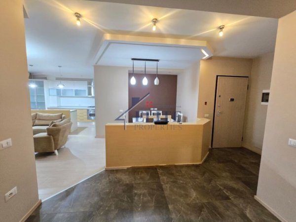 Tirane, jepet me qera apartament 2+1+Ballkon Kati 3, 135 m² 590 € (KMY, Yzberisht)