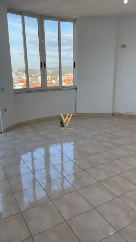 Tirane, shitet apartament 1+1+Ballkon Kati 4, 72 m² 85.000 € (FRESK)