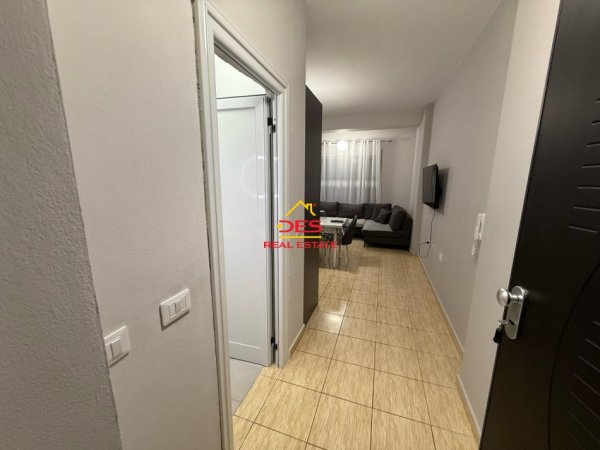 Vlore, jepet me qera apartament 1+1+Ballkon Kati 4, 70 m² 350 € (Rruga dhimitër Konomi)