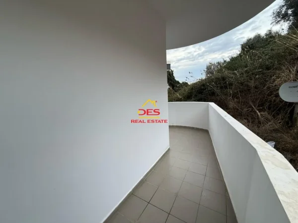 Vlore, jepet me qera apartament 1+1+Ballkon Kati 4, 70 m² 350 € (Rruga dhimitër Konomi)