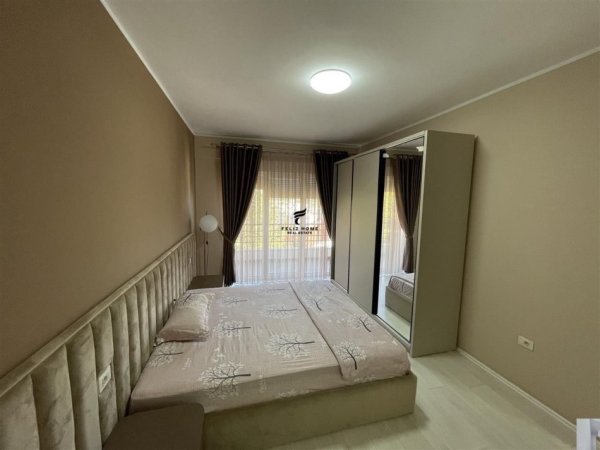 Tirane, jap me qera apartament 2+1+Ballkon Kati 4, 187 m² 1.500 € (LIQENI I THATE)