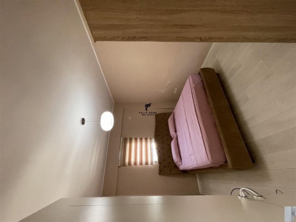 Tirane, jap me qera apartament 2+1+Ballkon Kati 4, 187 m² 1.500 € (LIQENI I THATE)