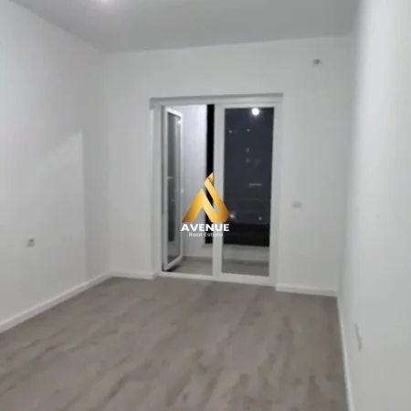 Tirane, shitet apartament 2+1+Ballkon Kati 5, 97 m² 140.000 € (besim alla)