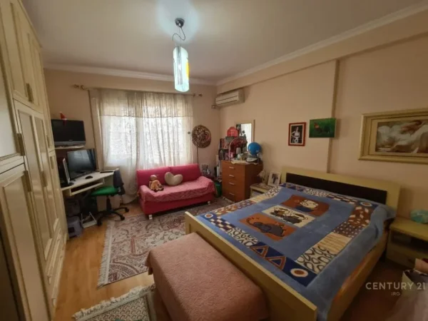 Tirane, shes apartament 2+1+2 , 105 m² 219.000 € (Kodra e Diellit)