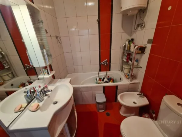 Tirane, shes apartament 2+1+2 , 105 m² 219.000 € (Kodra e Diellit)