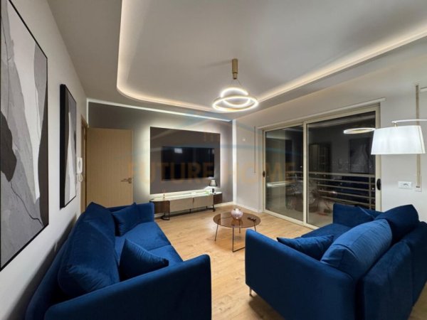 Tirane, jepet me qera apartament 2+1+Ballkon Kati 12, 105 m² 900 € (Rruga Panorama)