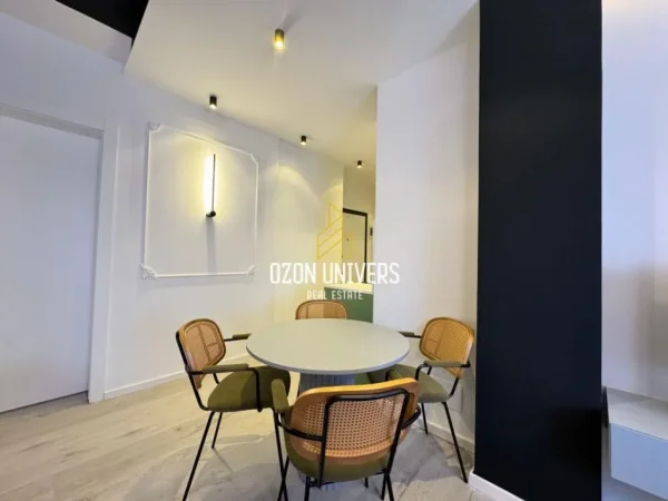 Tirane, jepet me qera garsonier 1+1 Kati 5, 38 m² 500 € (Komuna e Parisit)