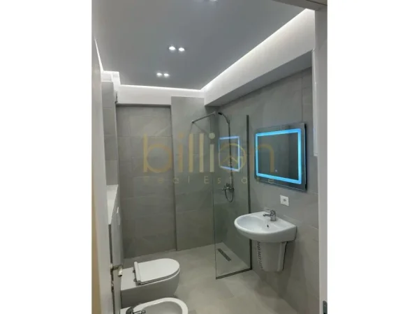 Tirane, shitet apartament 1+1 Kati 4, 65 m² 144.000 € (Kodra e Diellit, Tirana, Albania)