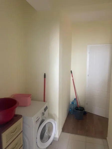 Tirane, jepet me qera apartament 2+1 Kati 4, 80 m² 500 € (rruga siri kodra , prane hotel meridian)