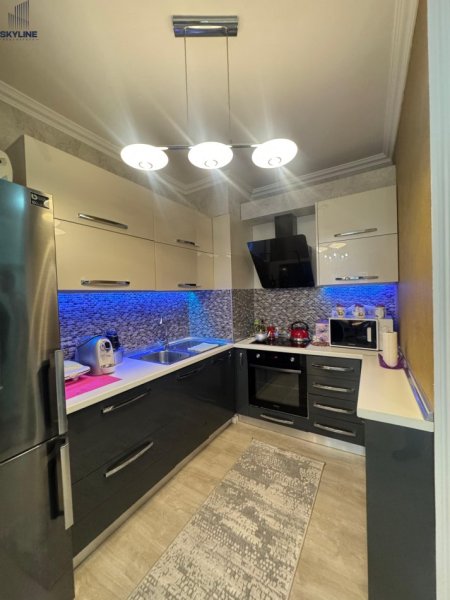 Tirane, shitet apartament 2+1 Kati 2, 92 m² 230.000 € (Ish parku)