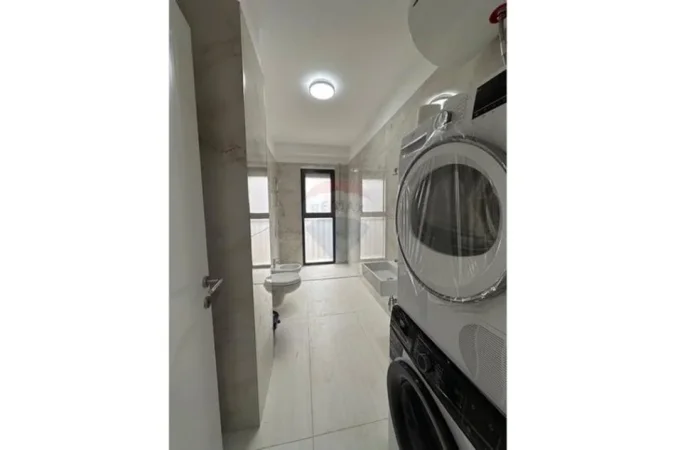 Tirane, jepet me qera apartament 1+1 Kati 6, 75 m² 550 € (Stacioni i Trenit, Bulevardi i Ri)